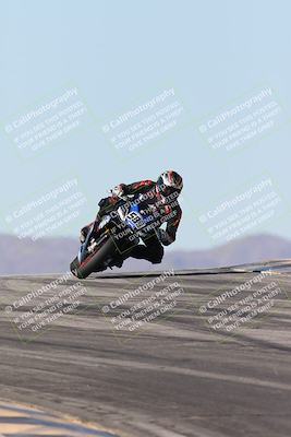 media/Dec-07-2025-CVMA (Sun) [[3e7d2de5dc]]/Race 7-Formula Lightweight Twins Shootout/